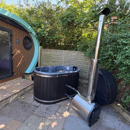Elletson Park Wood Fired Hot Tubs, Caravans & Pods Pilling 外观 照片