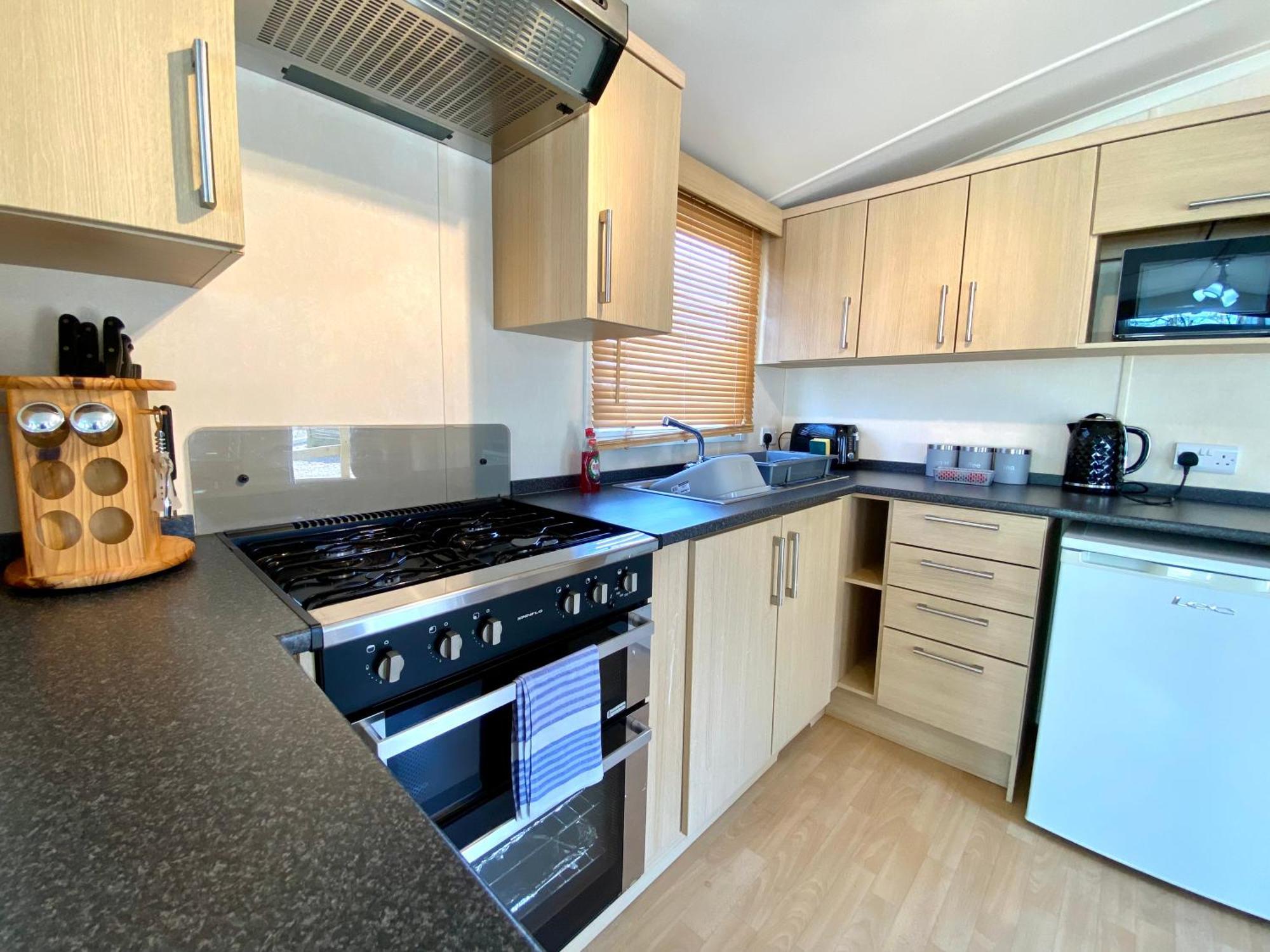 Elletson Park Wood Fired Hot Tubs, Caravans & Pods Pilling 外观 照片