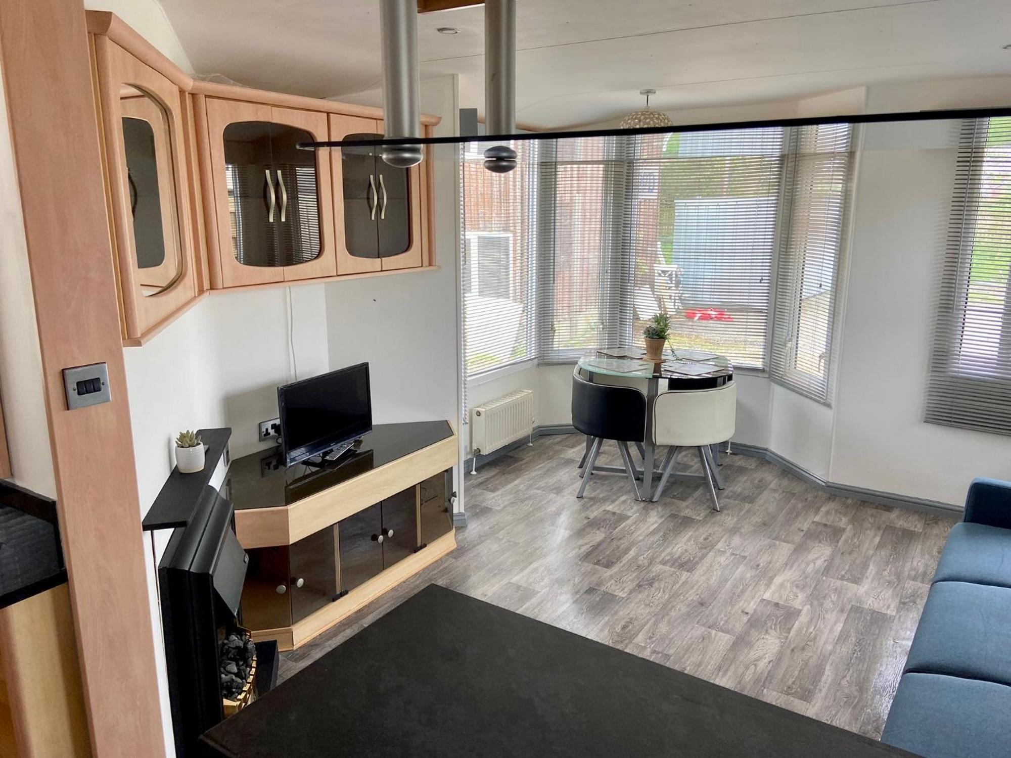 Elletson Park Wood Fired Hot Tubs, Caravans & Pods Pilling 外观 照片