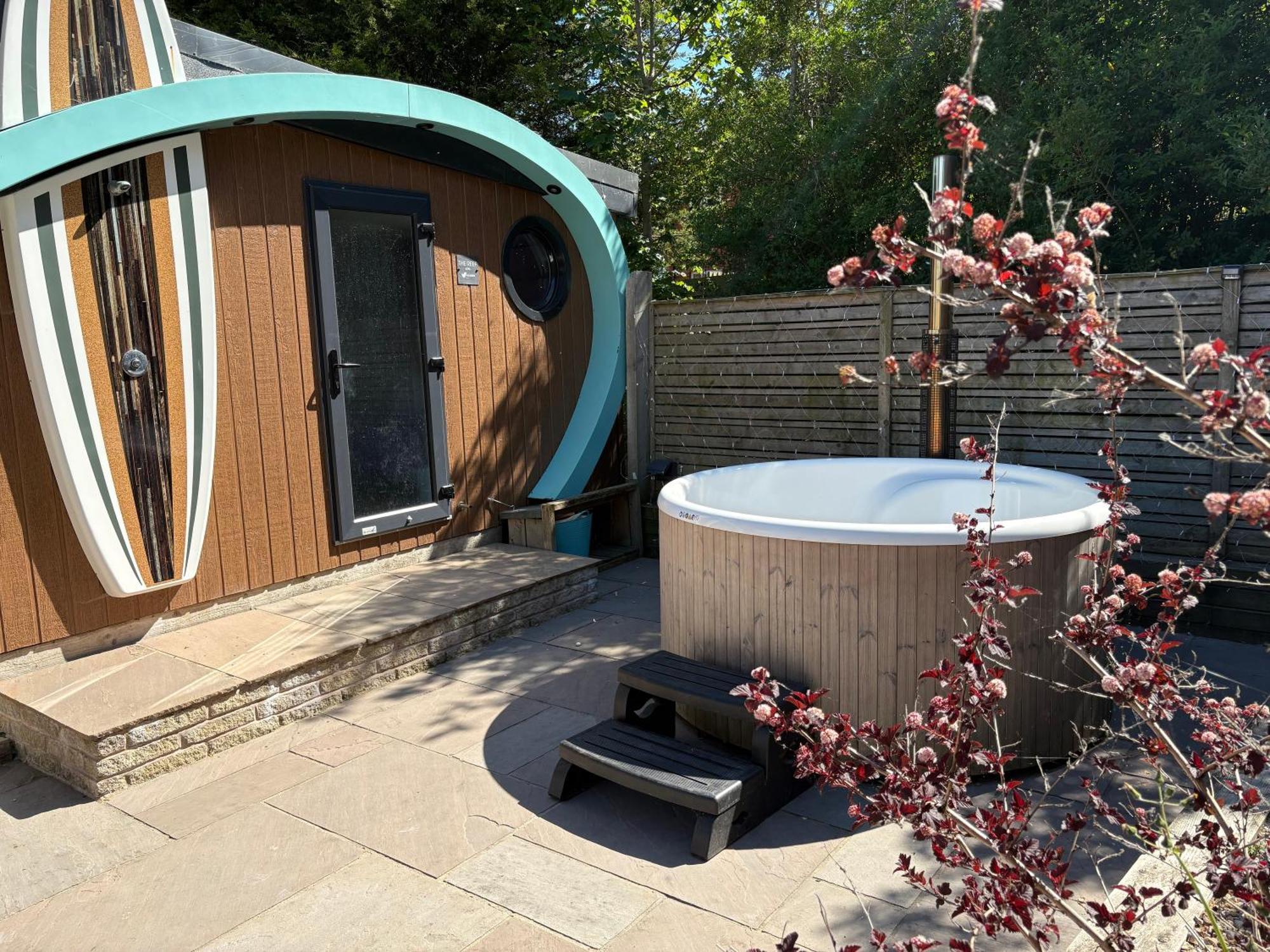 Elletson Park Wood Fired Hot Tubs, Caravans & Pods Pilling 外观 照片
